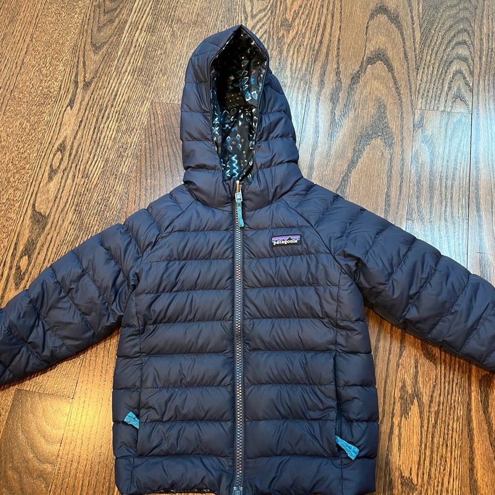 4T Patagonia Reversible Down Sweater Hoody